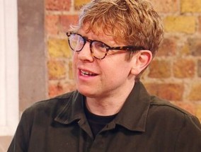 Josh Widdicombe在《严格》的排练中坦承“我以为自己会很糟糕”