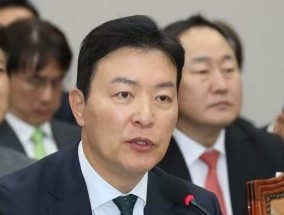 韩国总统警卫处次长金成勋被捕